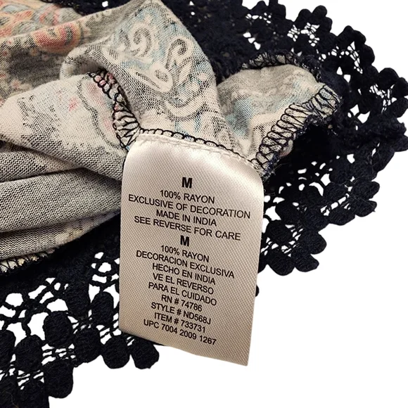 Bila Boho Paisley Print Tank Top with Crochet Hem Size M - Picture 6 of 11